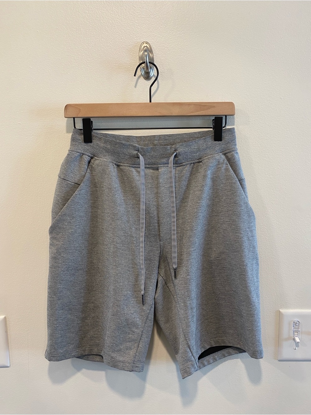 Lululemon City Sweat Shorts in a heathered grey men’s size small athletic